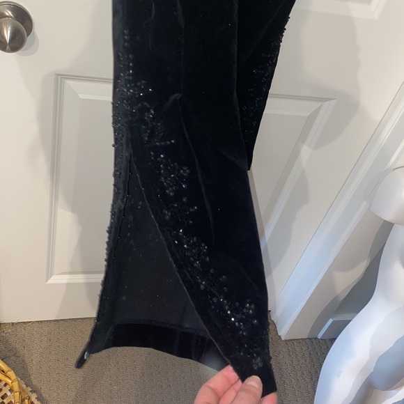 Velvet plants with split leg - Picture 2 of 5